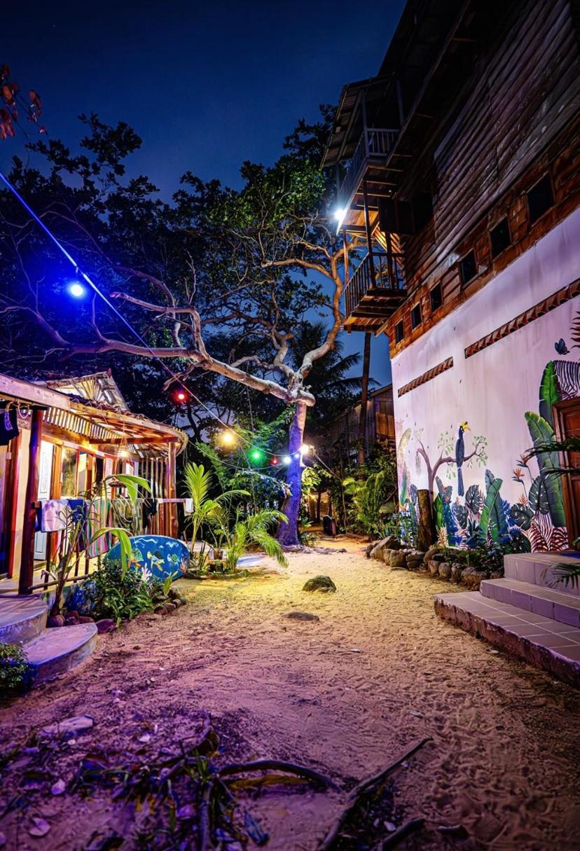 Easy Tiger - M'Pai Bay Beach, Koh Rong Sanloem Εξωτερικό φωτογραφία